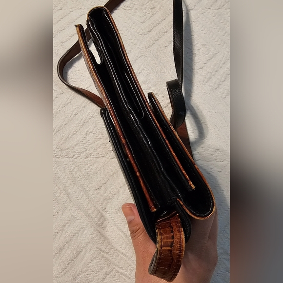 Brighton Pebbled black & Brown Croc Embossed Leather Travel Crossbody EUC - Picture 6 of 16